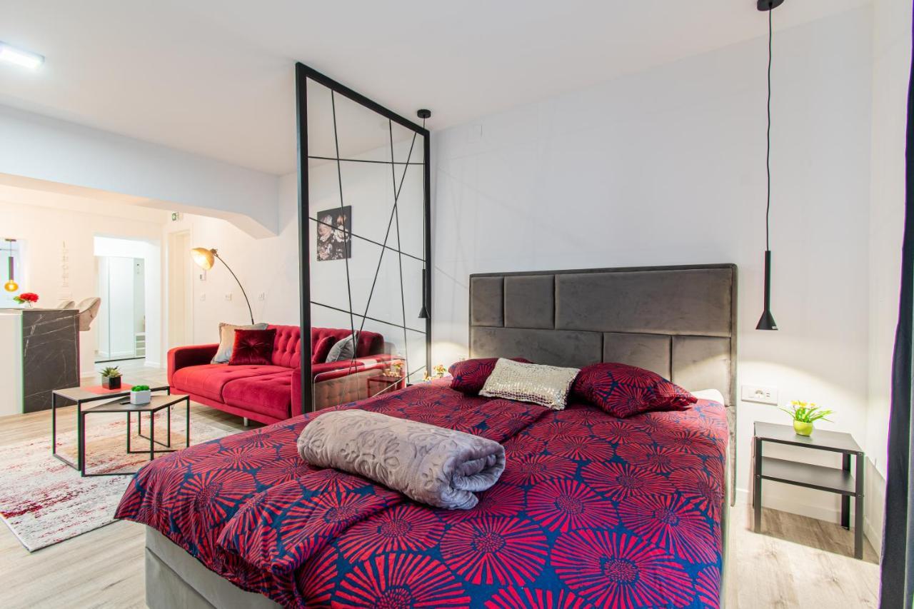 Flexible Selfcheckins 45 - Zagreb - New - Center Apartment Luaran gambar